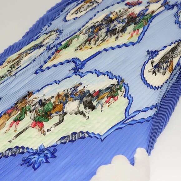HERMES Pleated Carre 90 Scarf ""LES CHEVAUX DES MOGHOLS"" Silk Blue Auth 135502 - Picture 4 of 16